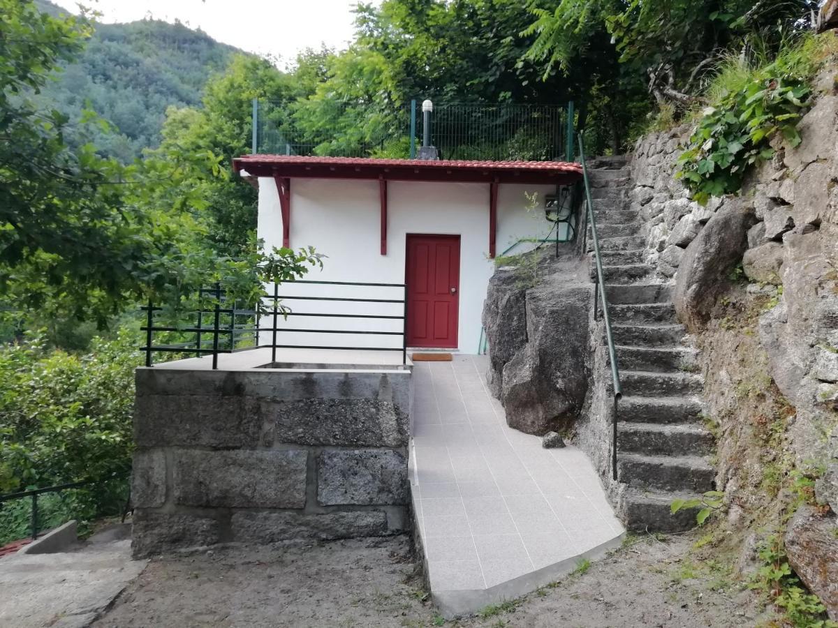 Hôtel Campismo Rural Vale dos Moinhos Gerês Extérieur photo